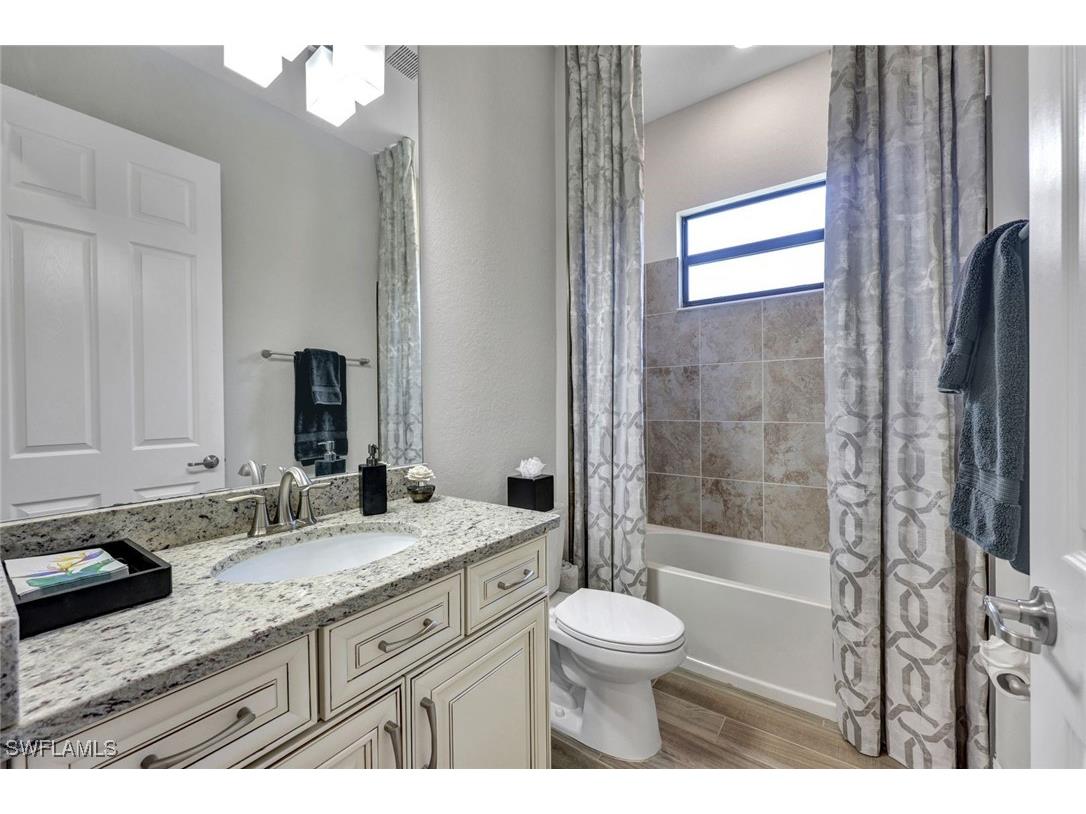 28101 Foxrock Court Bonita Springs FL 34135 225063768 image20