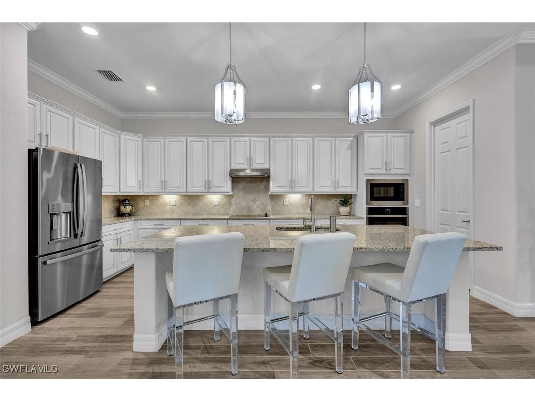 28101 Foxrock Court Bonita Springs FL 34135 225063768 image4