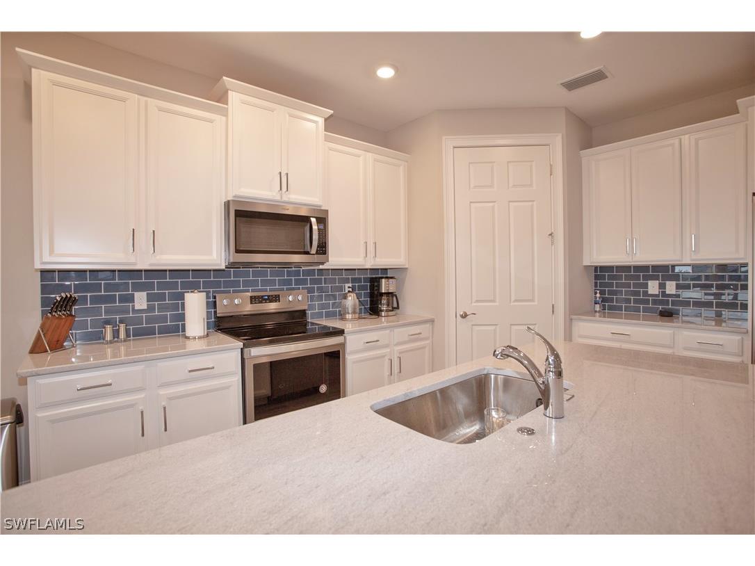 28104 Seasons Tide Avenue Bonita Springs FL 34135 224026693 image1