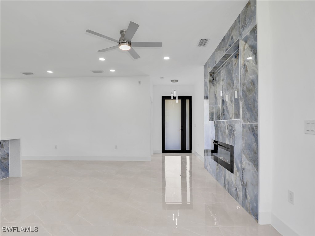 2811 Cerito Avenue N Lehigh Acres FL 33971 225063872 image4