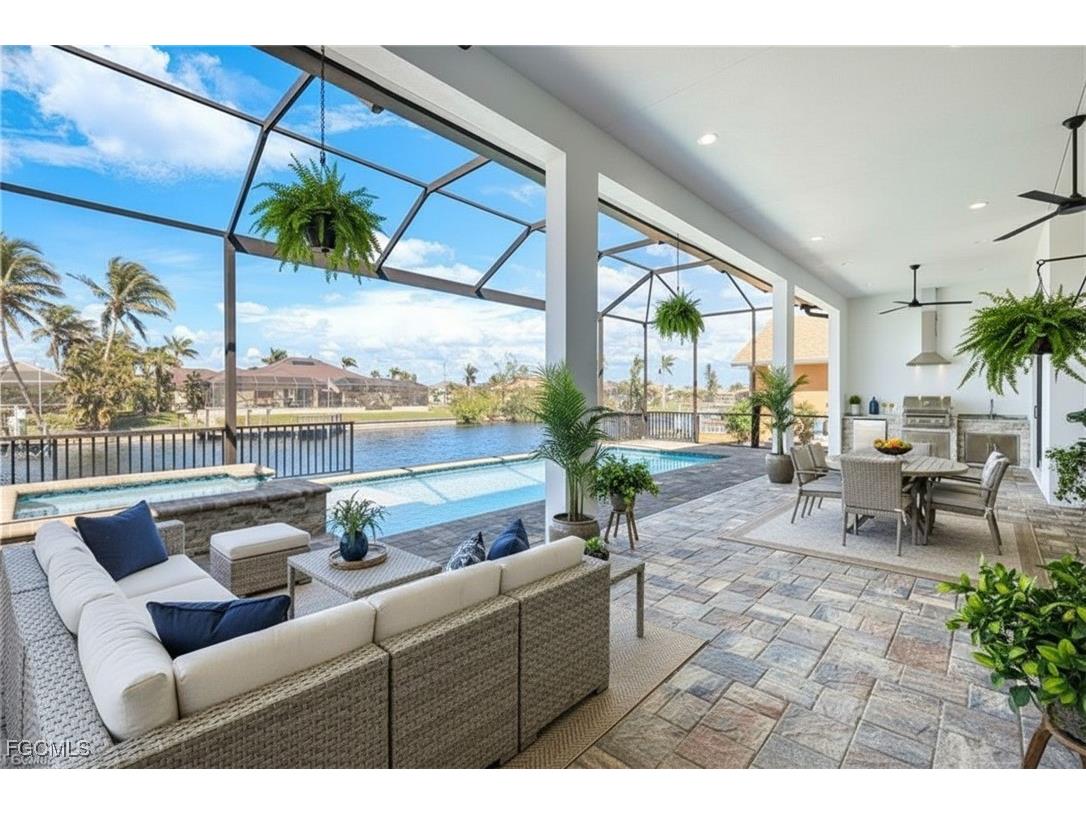 2811 SW 34th Terrace Cape Coral FL 33914 2025010387 image3