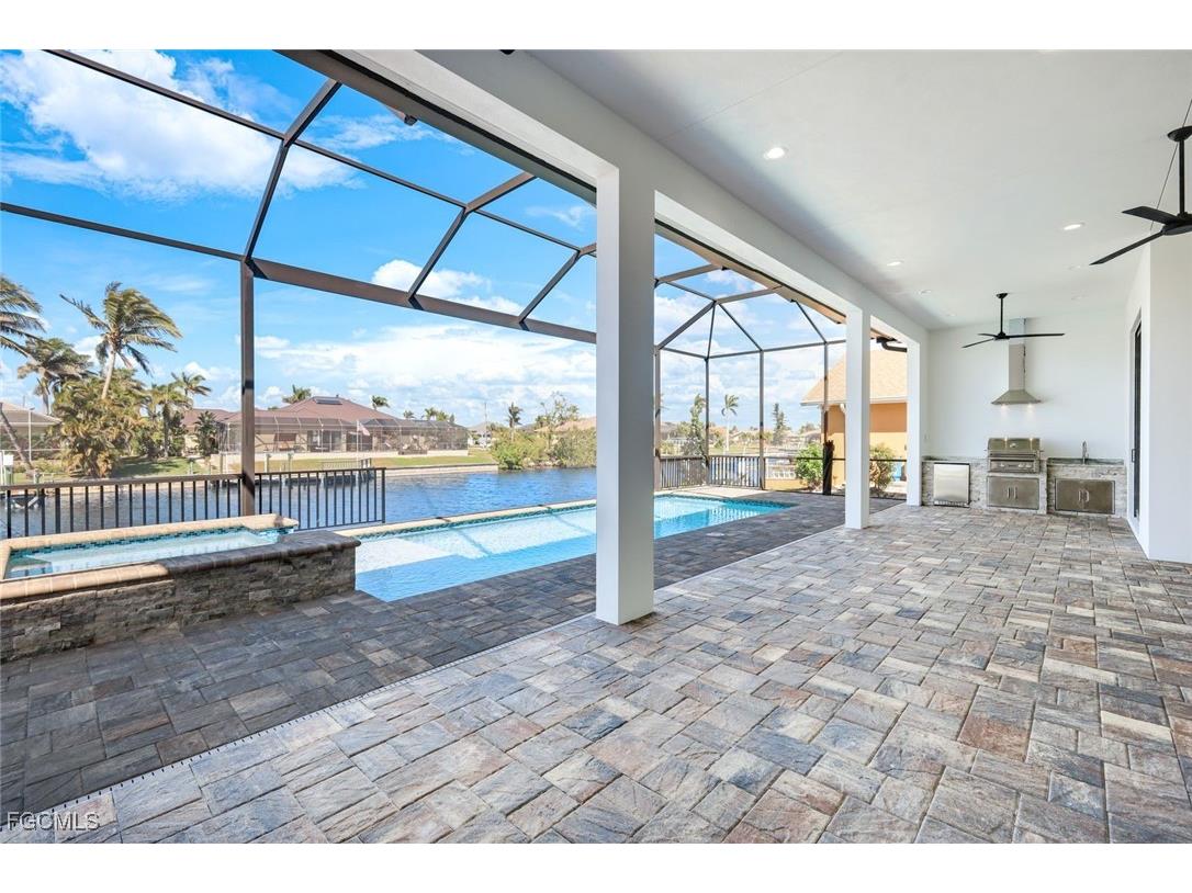 2811 SW 34th Terrace Cape Coral FL 33914 2025010387 image4