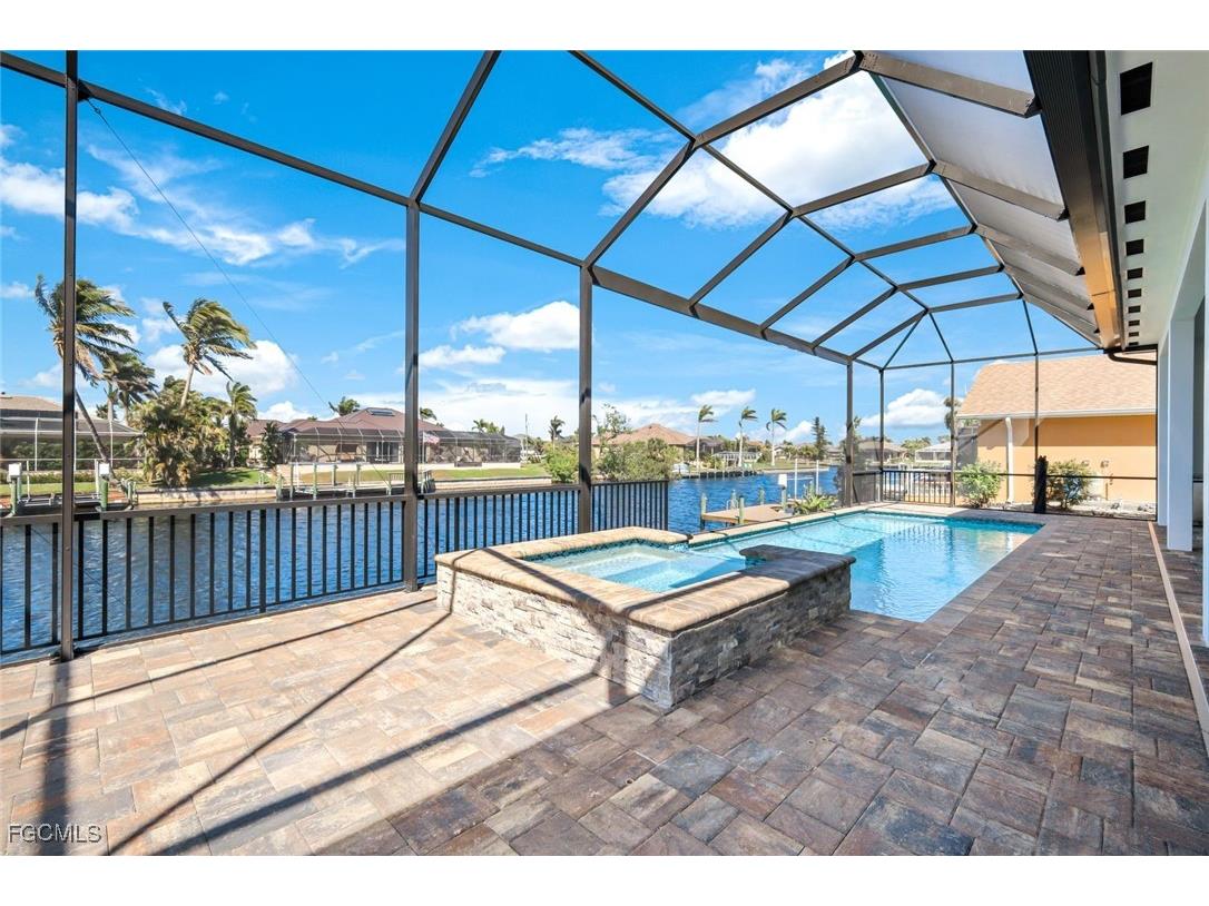 2811 SW 34th Terrace Cape Coral FL 33914 2025010387 image8