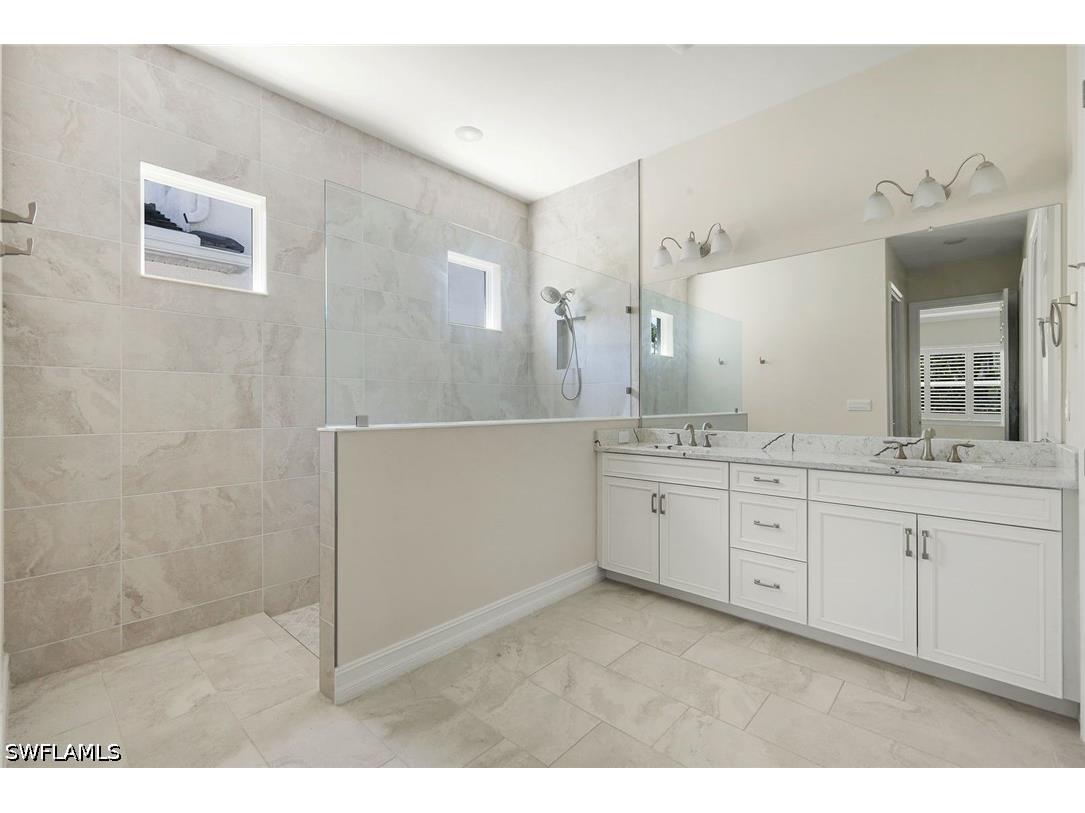 28113 Captiva Shell Loop Bonita Springs FL 34135 226023398 image16