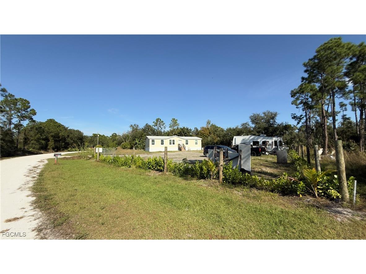 28119 Crescent Lake Drive Punta Gorda FL 33955 2025023867 image15