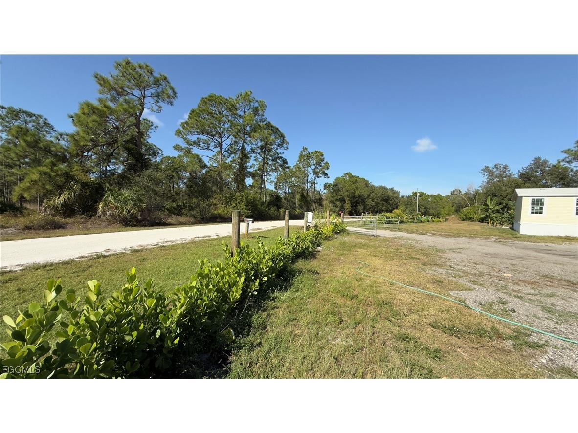 28119 Crescent Lake Drive Punta Gorda FL 33955 2025023867 image5