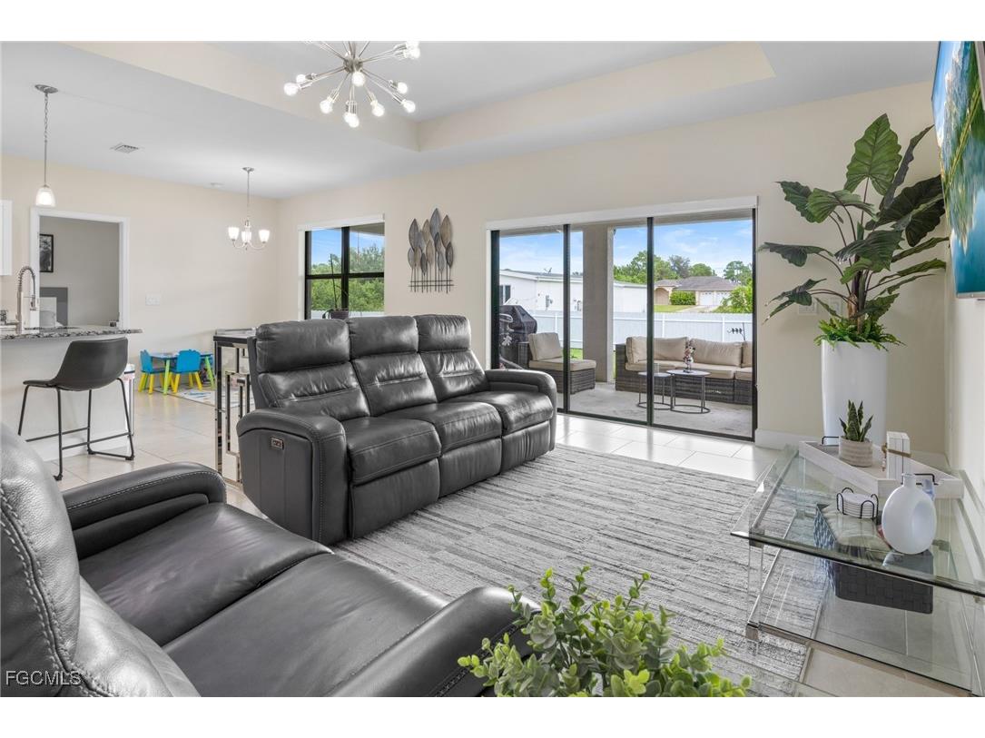 2812 12th Street SW Lehigh Acres FL 33976 2025011319 image3