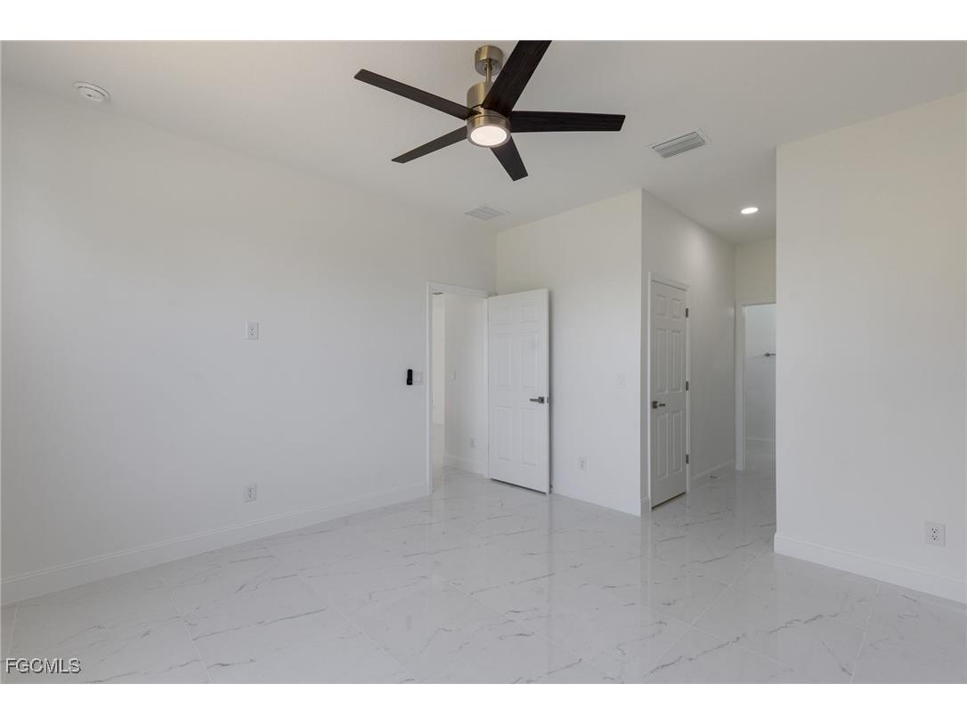 2812 21st Street W Lehigh Acres FL 33971 2025012360 image11