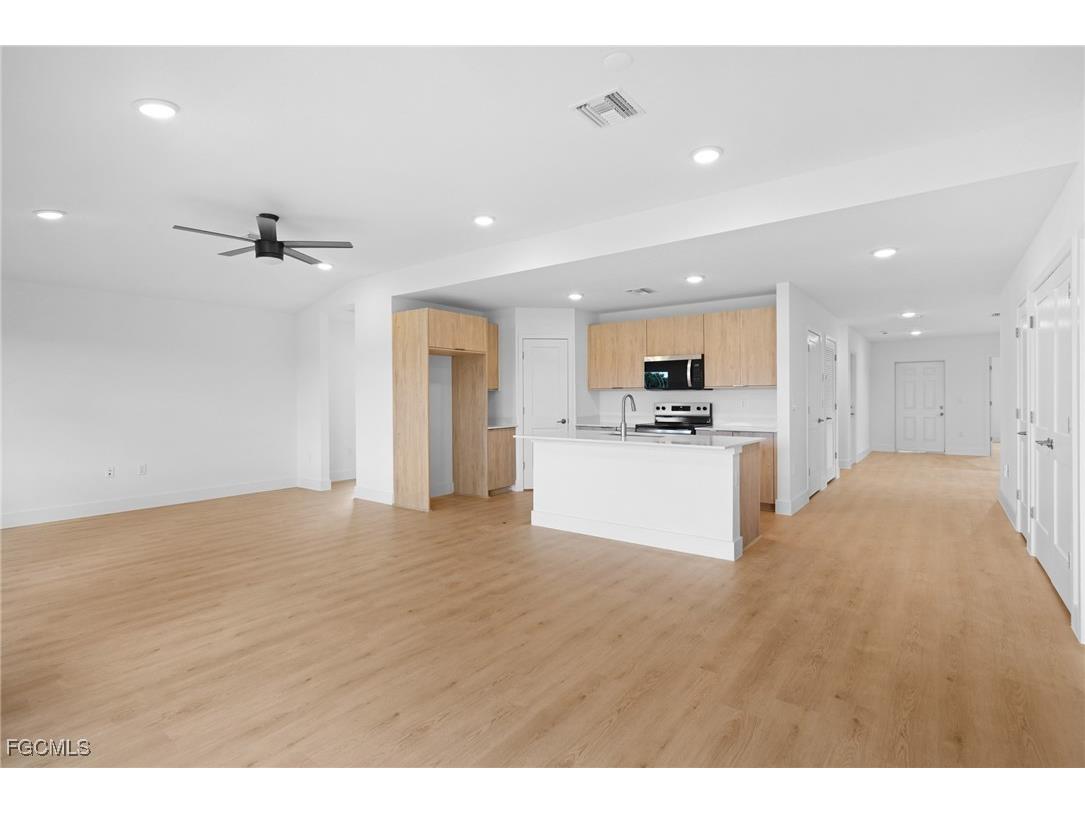 2812 23rd Street SW Lehigh Acres FL 33976 2025013528 image17