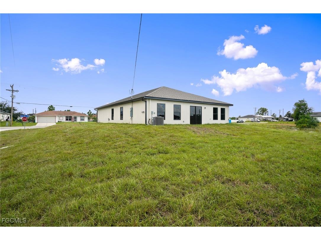 2812 23rd Street SW Lehigh Acres FL 33976 2025013528 image26