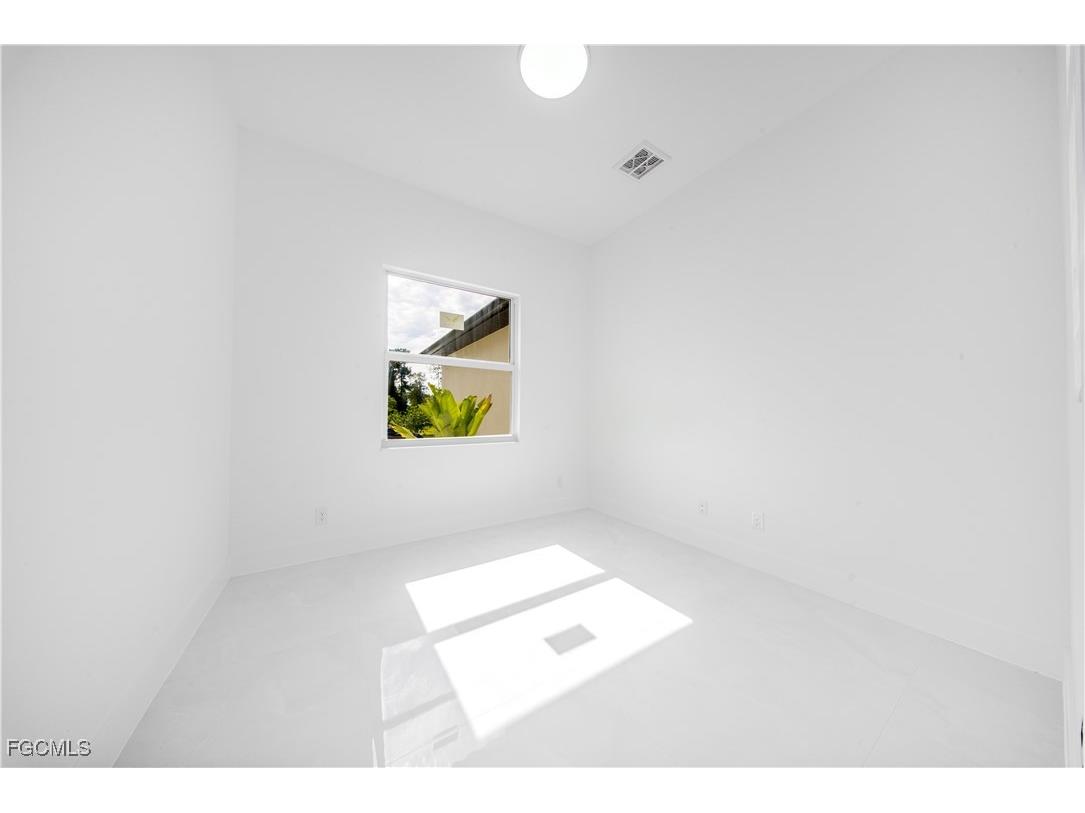 2812 31st Street W Lehigh Acres FL 33971 2025019746 image11