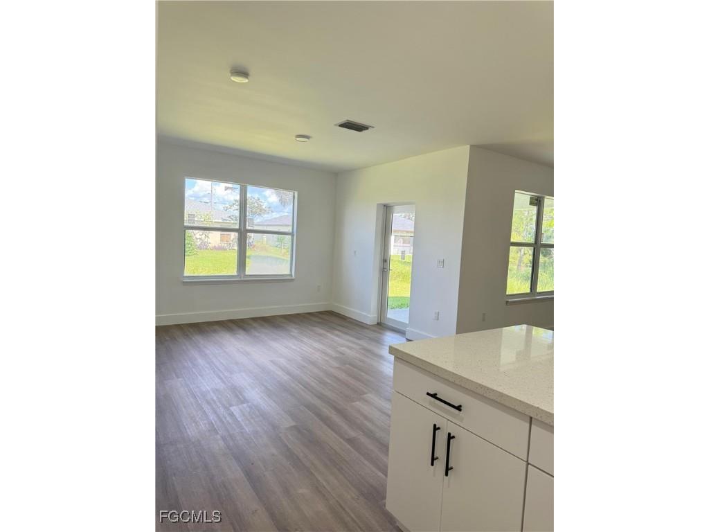 2812 49th Street SW Lehigh Acres FL 33976 2025014821 image4