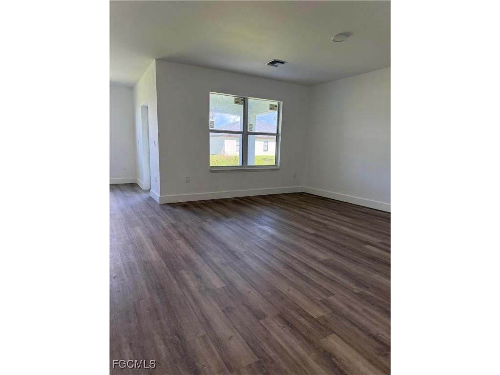 2812 49th Street SW Lehigh Acres FL 33976 2025014821 image5