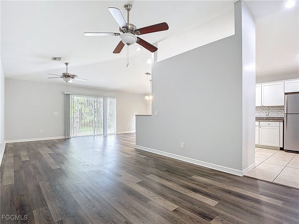 2812 4th Street SW Lehigh Acres FL 33976 2025018085 image8