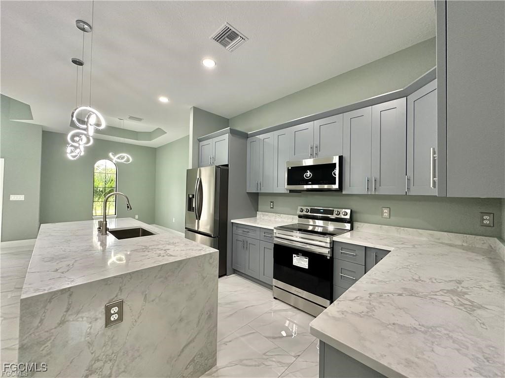 2812 53rd Street SW Lehigh Acres FL 33976 2025022128 image5