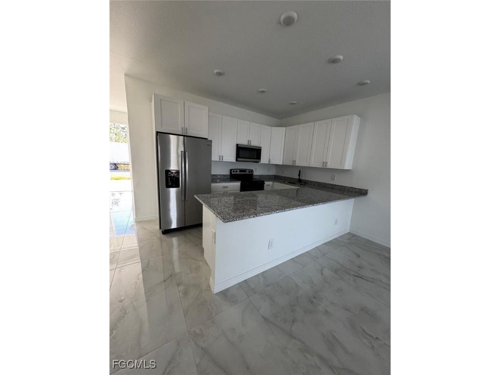 2812 54th Street W Lehigh Acres FL 33971 2025022374 image8