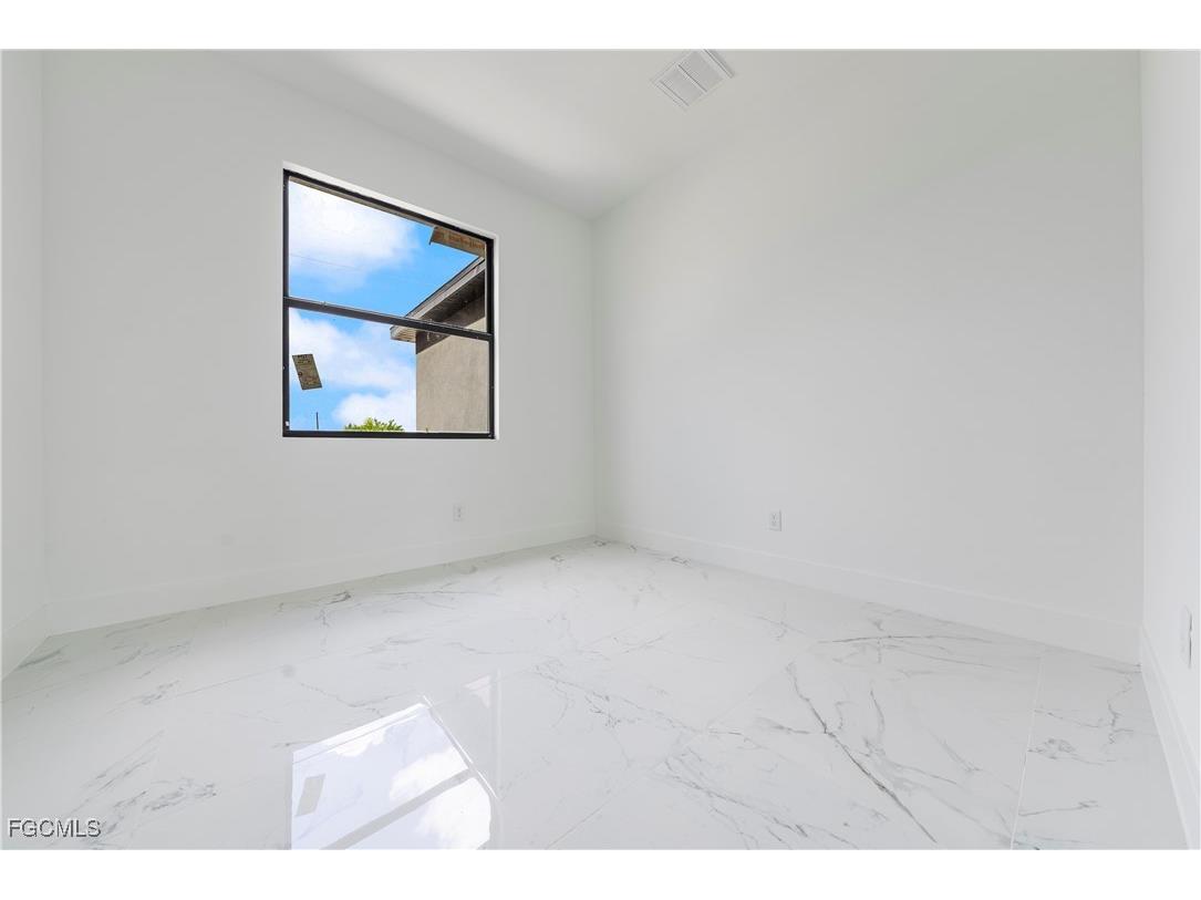 2812 72nd Street W Lehigh Acres FL 33971 2025006728 image11