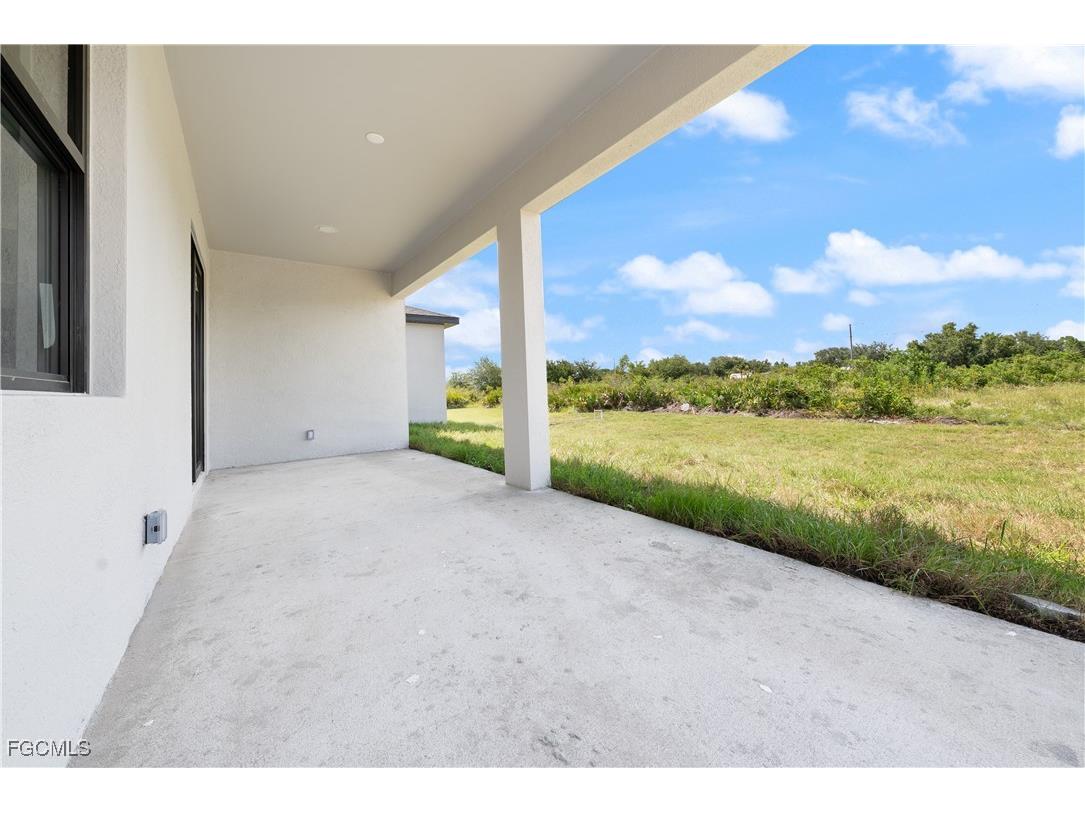 2812 72nd Street W Lehigh Acres FL 33971 2025006728 image26