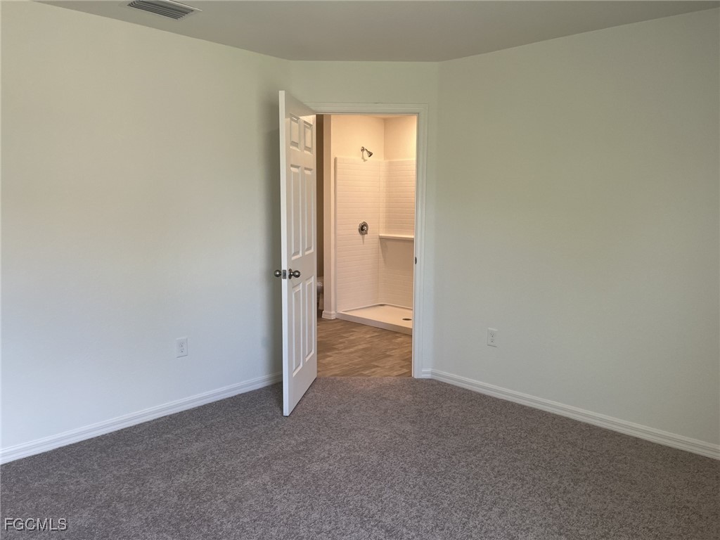 2812 NE 6th Place Cape Coral FL 33909 2025000711 image3