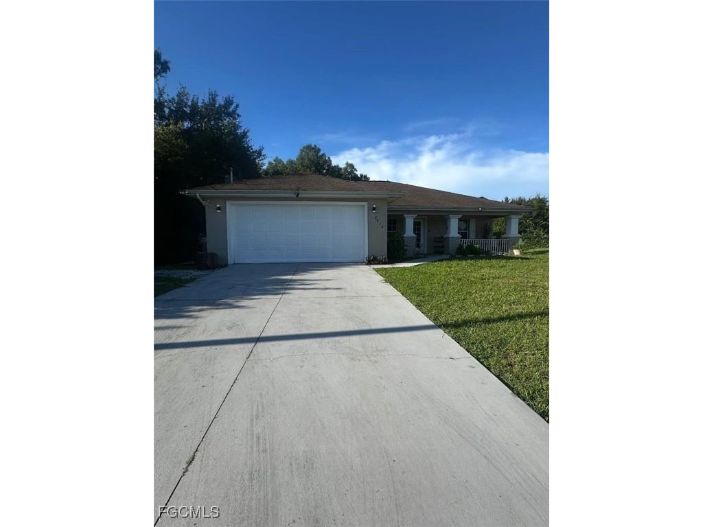 2813 52nd Street W Lehigh Acres FL 33971 2025007099 image1