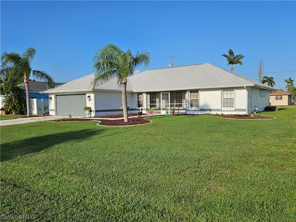 2813 Academy Boulevard Cape Coral FL 33904 223061939 image1