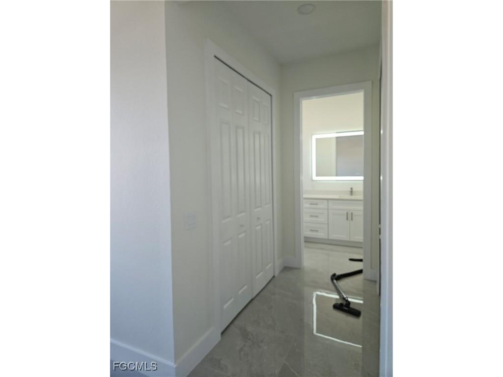 2813 NE 6th Avenue Cape Coral FL 33909 2025025530 image15
