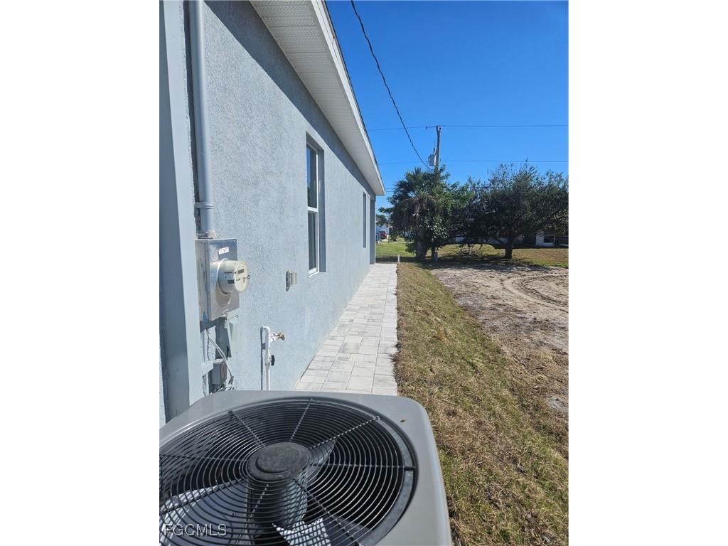 2813 NE 6th Avenue Cape Coral FL 33909 2025025530 image18