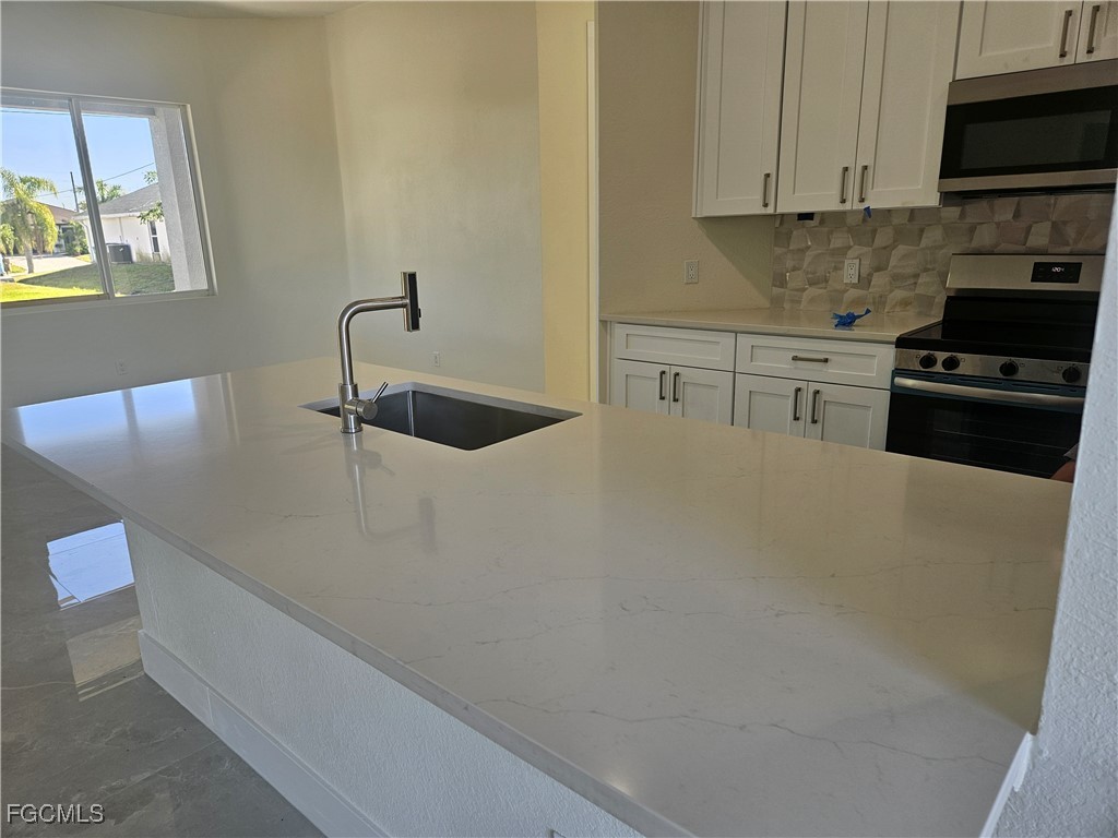 2813 NE 6th Avenue Cape Coral FL 33909 2025025530 image9