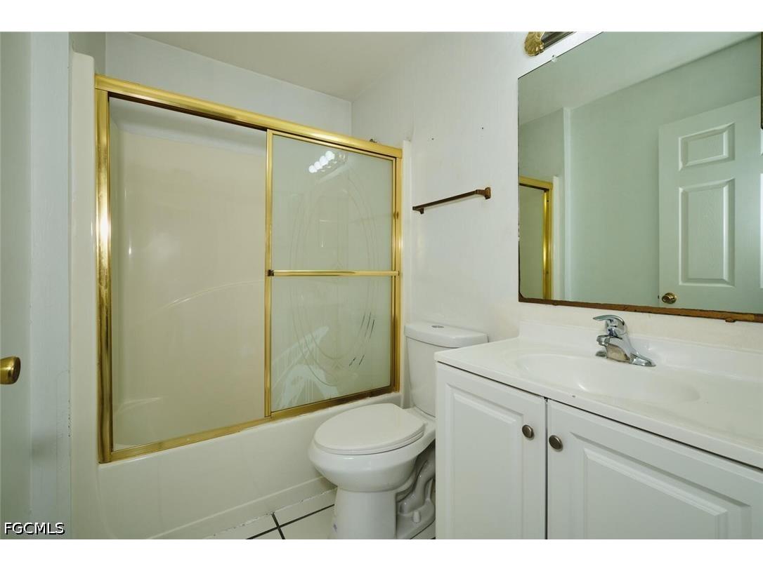 2813 SW 43rd Street Cape Coral FL 33914 2026018029 image19