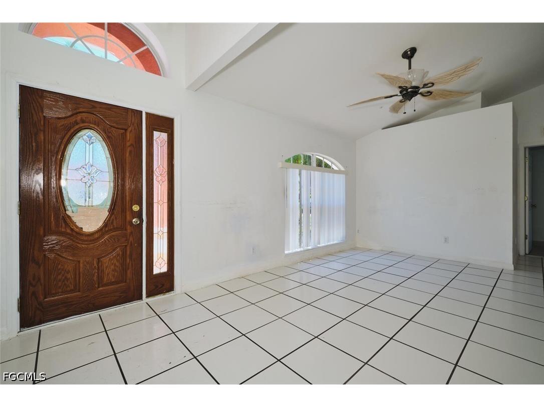 2813 SW 43rd Street Cape Coral FL 33914 2026018029 image3