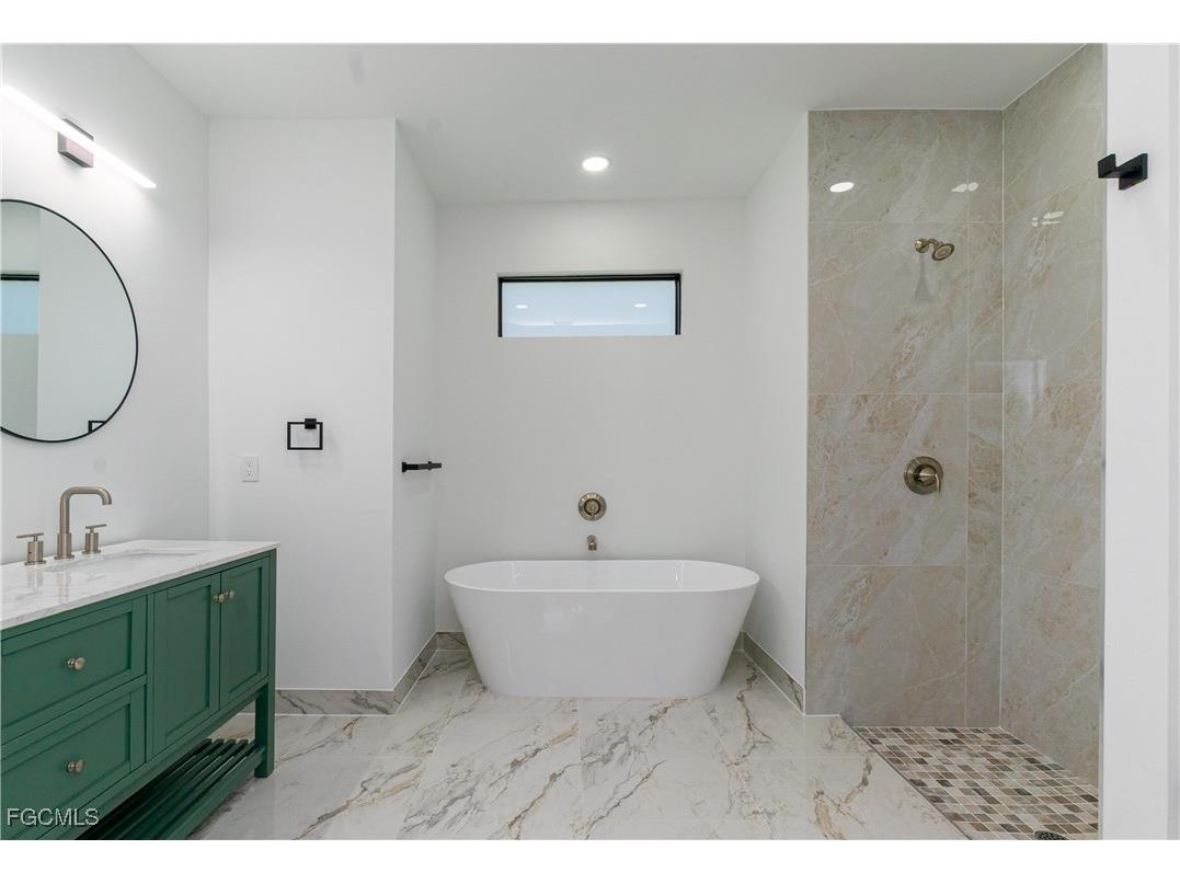 2814 39th Street W Lehigh Acres FL 33971 2025003706 image16