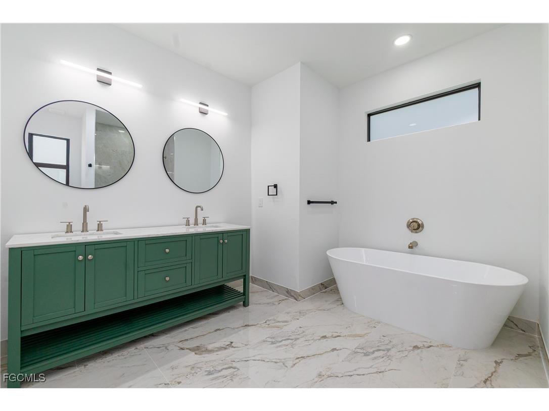 2814 39th Street W Lehigh Acres FL 33971 2025003706 image17