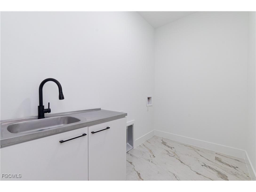 2814 39th Street W Lehigh Acres FL 33971 2025003706 image25