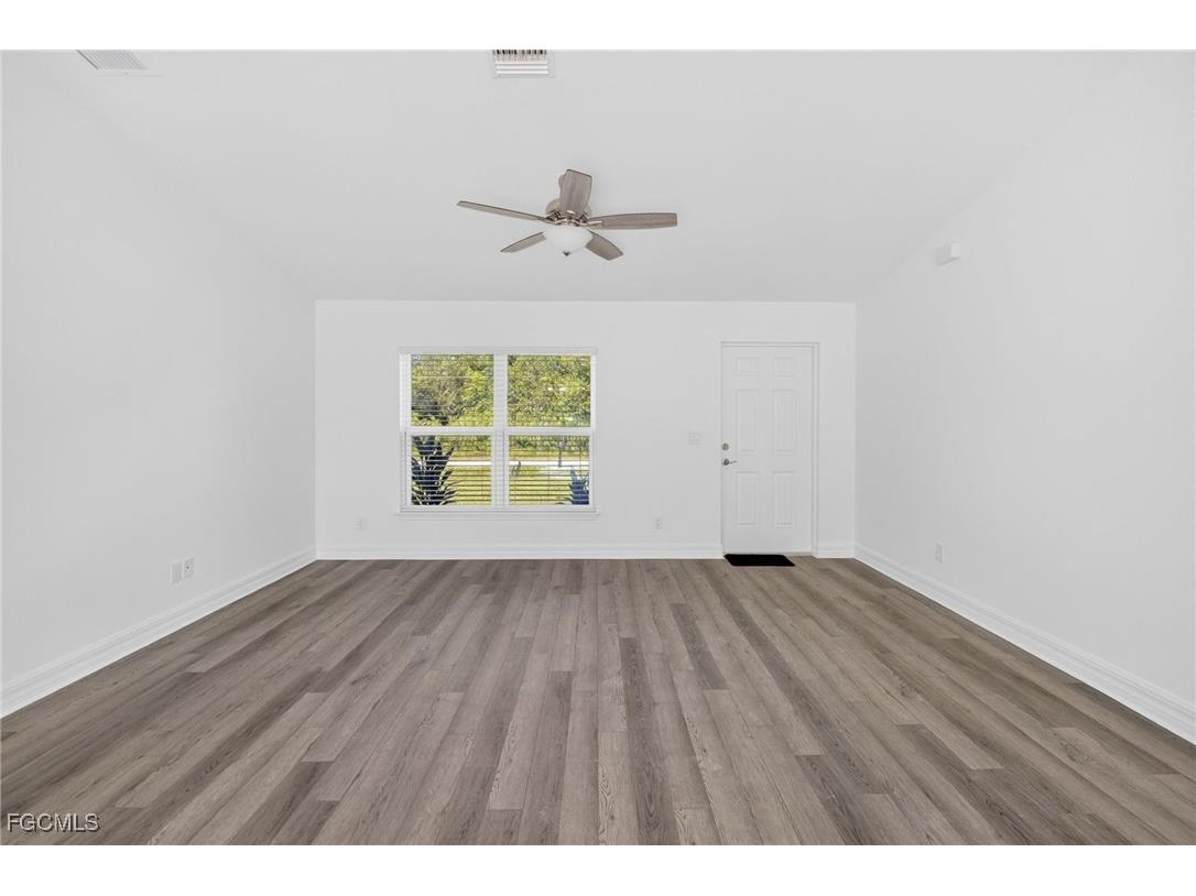 2814 NW 28th Avenue Cape Coral FL 33993 2025020782 image4