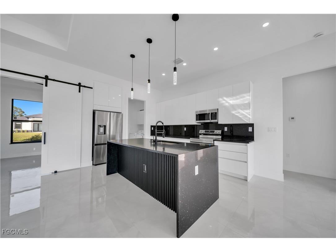 2815 44th Street W Lehigh Acres FL 33971 2025020875 image11