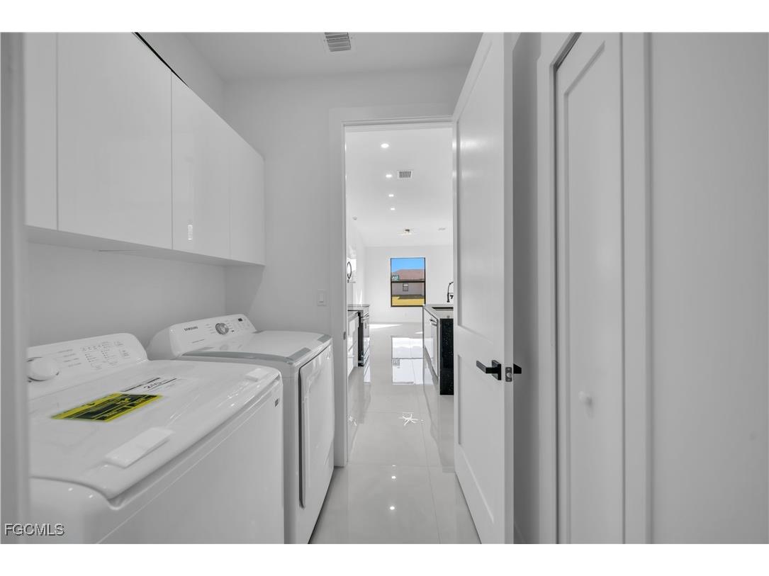 2815 44th Street W Lehigh Acres FL 33971 2025020875 image18