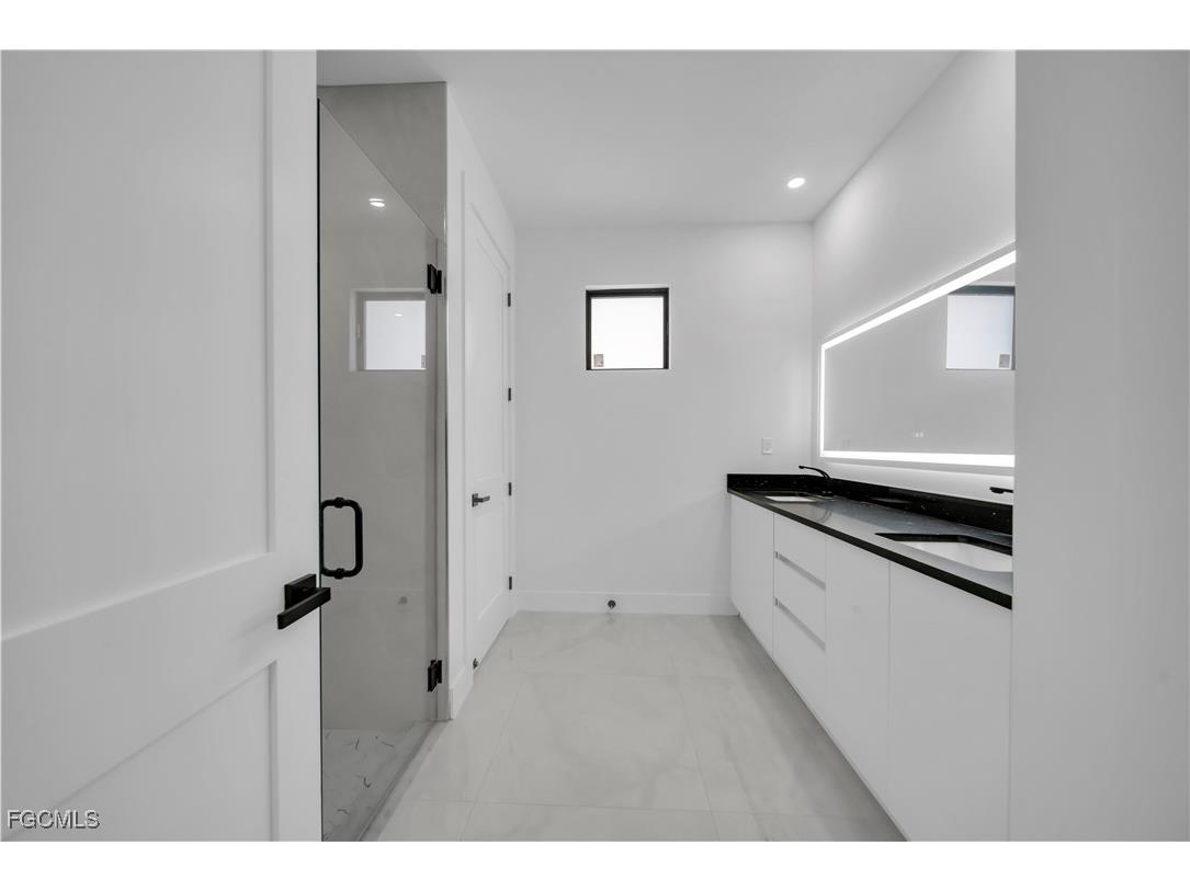 2815 44th Street W Lehigh Acres FL 33971 2025020875 image25