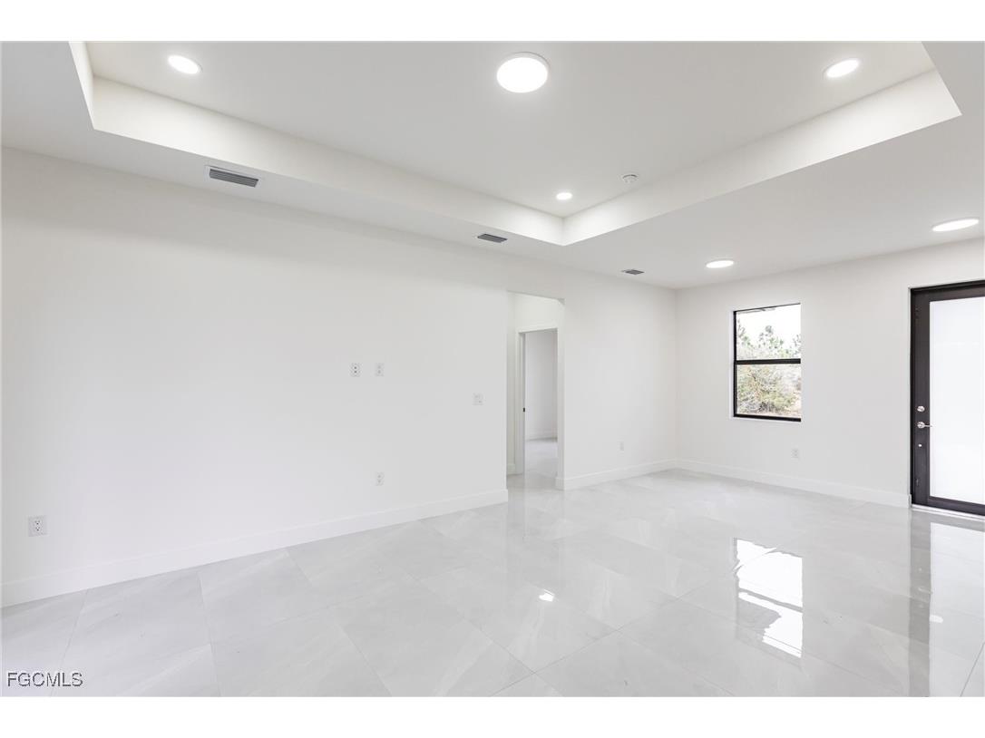  Lehigh Acres FL 33971 2025014920 image12