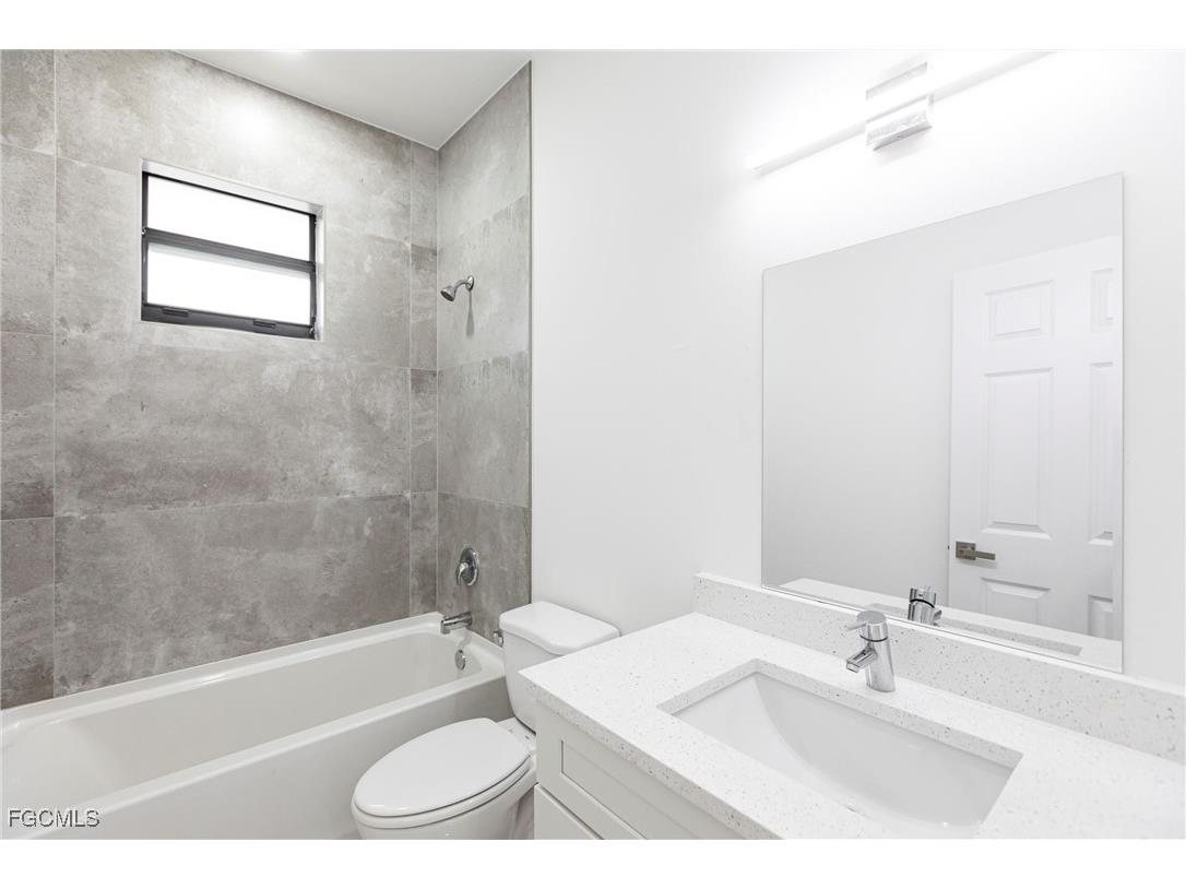  Lehigh Acres FL 33971 2025014920 image28