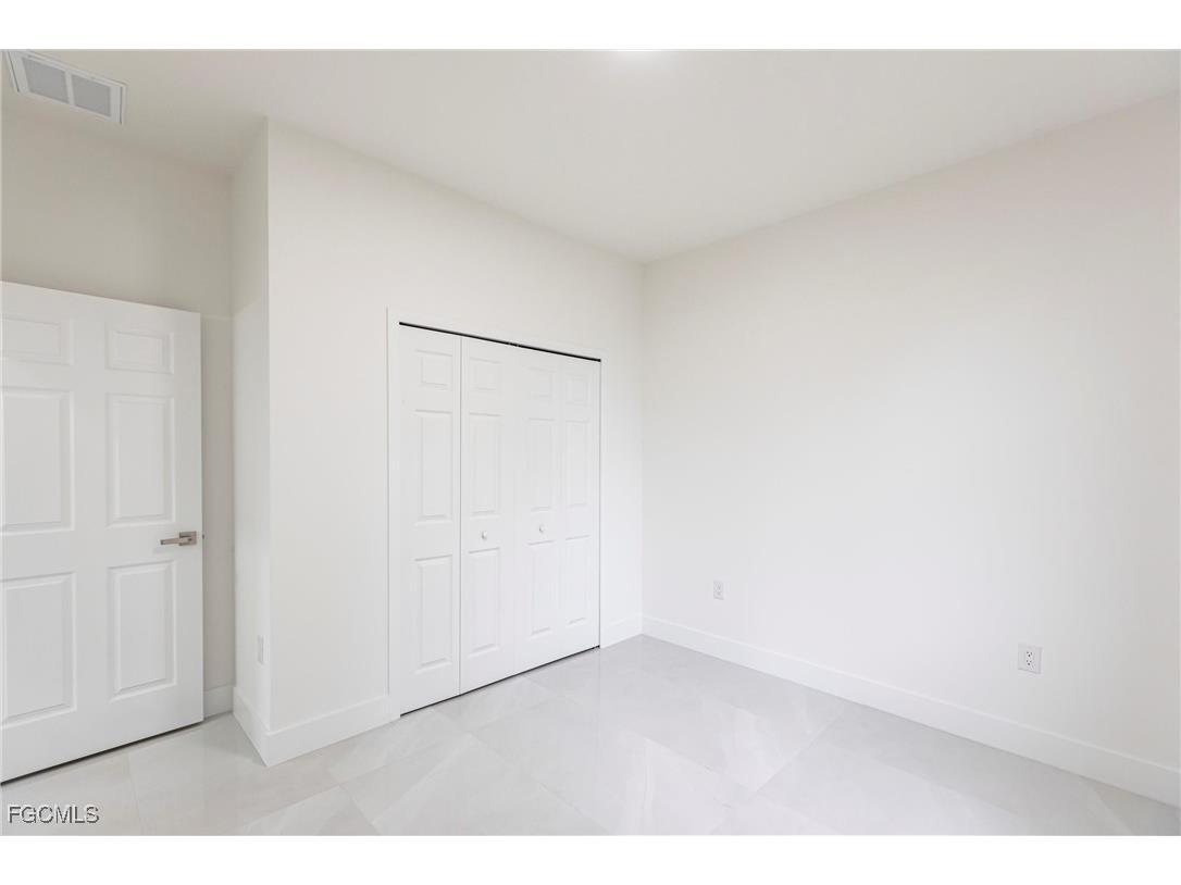  Lehigh Acres FL 33971 2025014920 image30