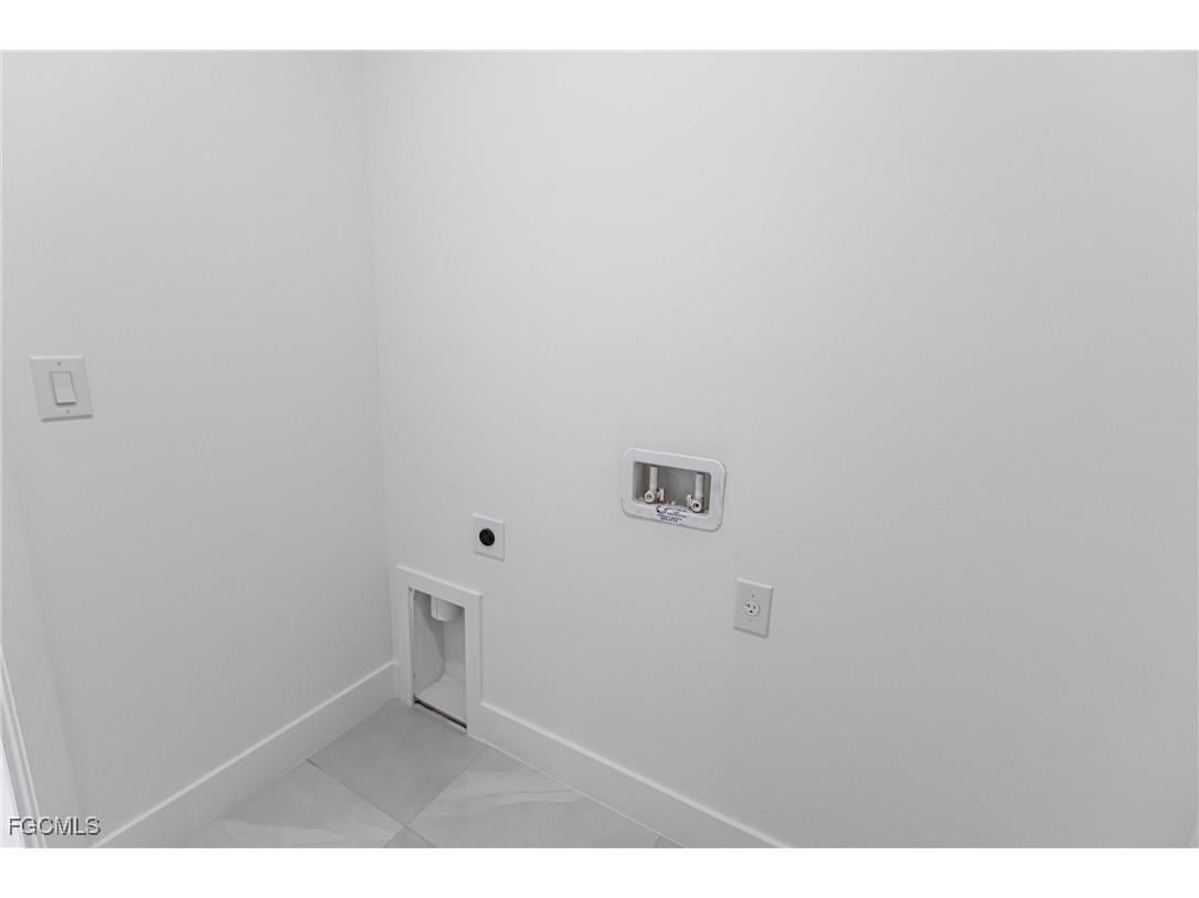  Lehigh Acres FL 33971 2025014920 image32