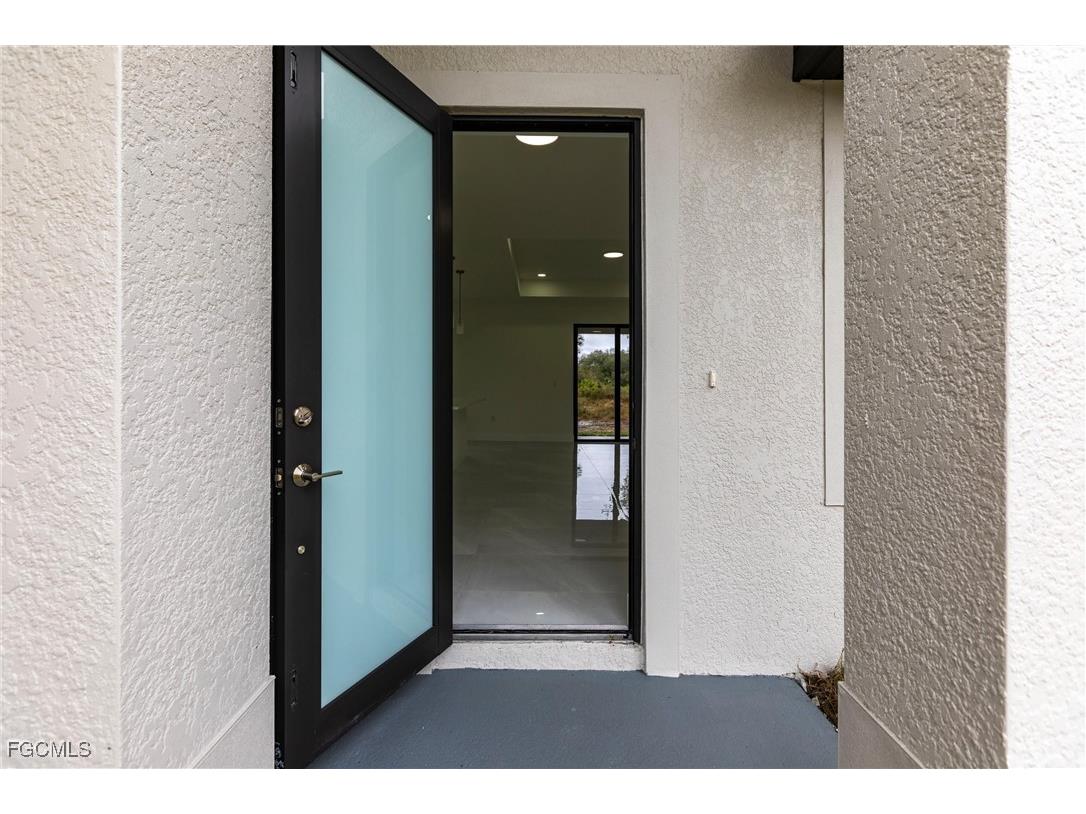  Lehigh Acres FL 33971 2025014920 image6