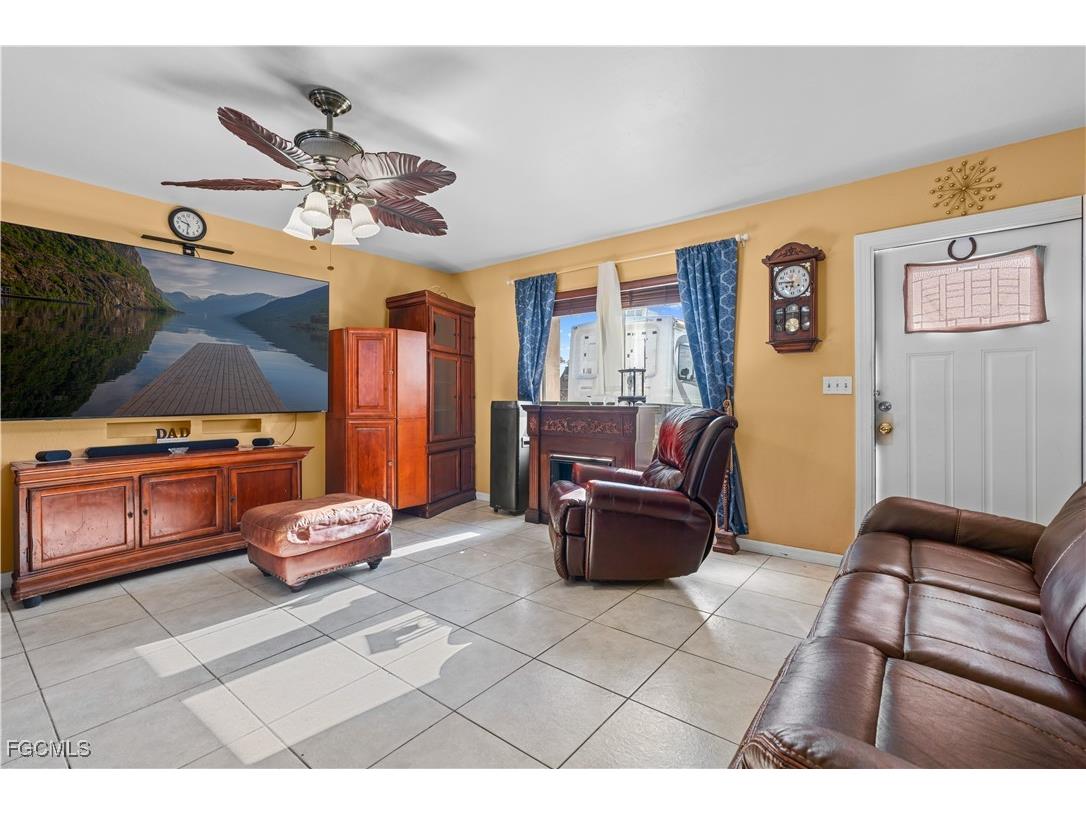 2816 NE 5th Place Cape Coral FL 33909 2025006493 image12