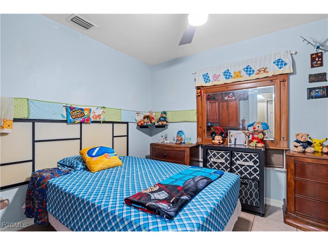 2816 NE 5th Place Cape Coral FL 33909 2025006493 image13