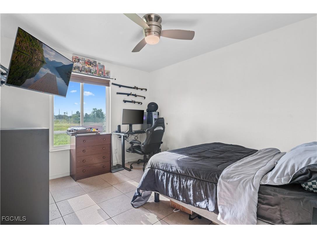 2816 NE 5th Place Cape Coral FL 33909 2025006493 image16