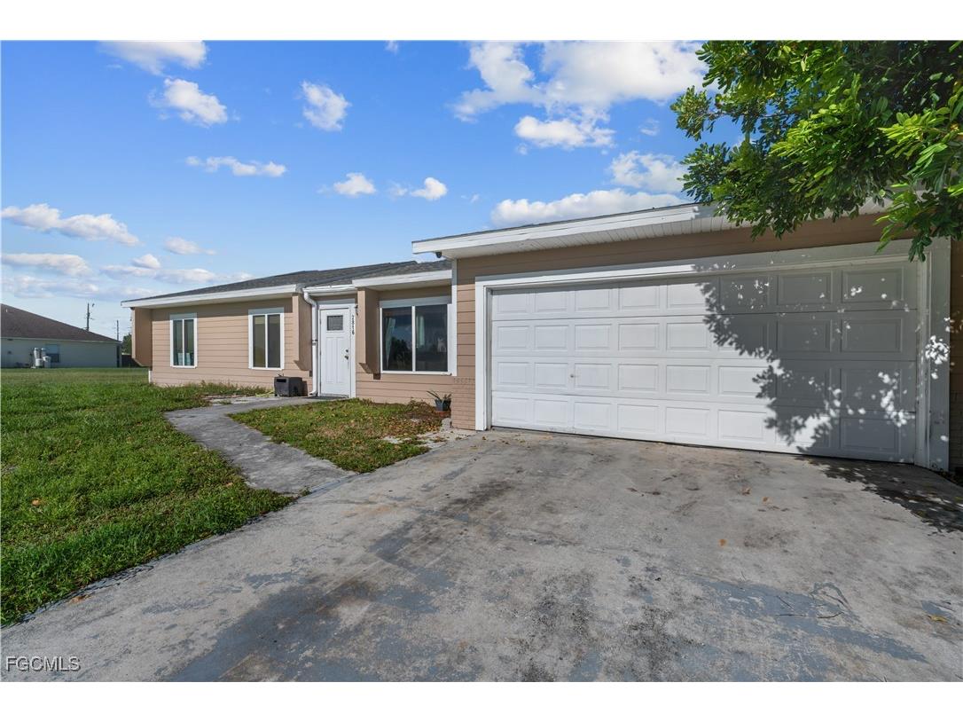 2816 NE 5th Place Cape Coral FL 33909 2025006493 image24