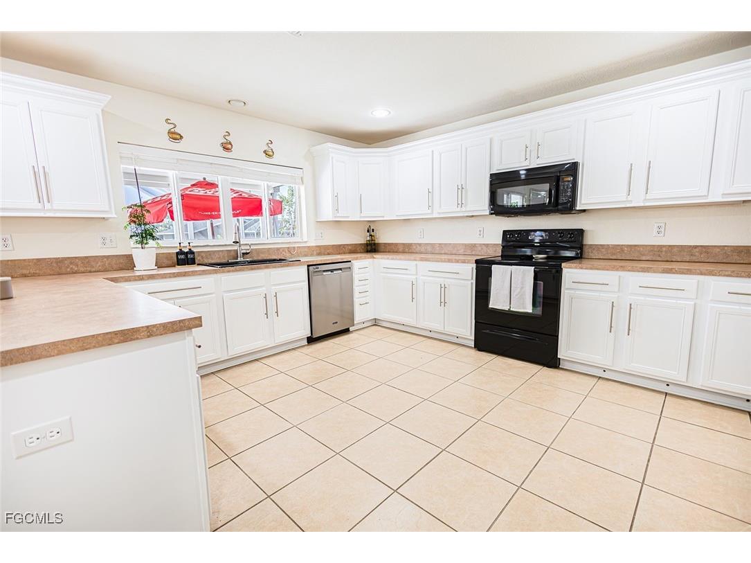 2816 NE 6th Place Cape Coral FL 33909 2025006226 image14