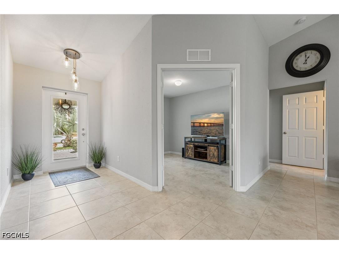 2816 NW 27th Street Cape Coral FL 33993 2026024580 image3