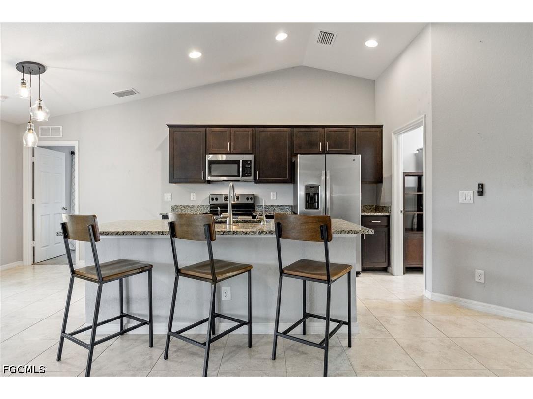 2816 NW 27th Street Cape Coral FL 33993 2026024580 image9