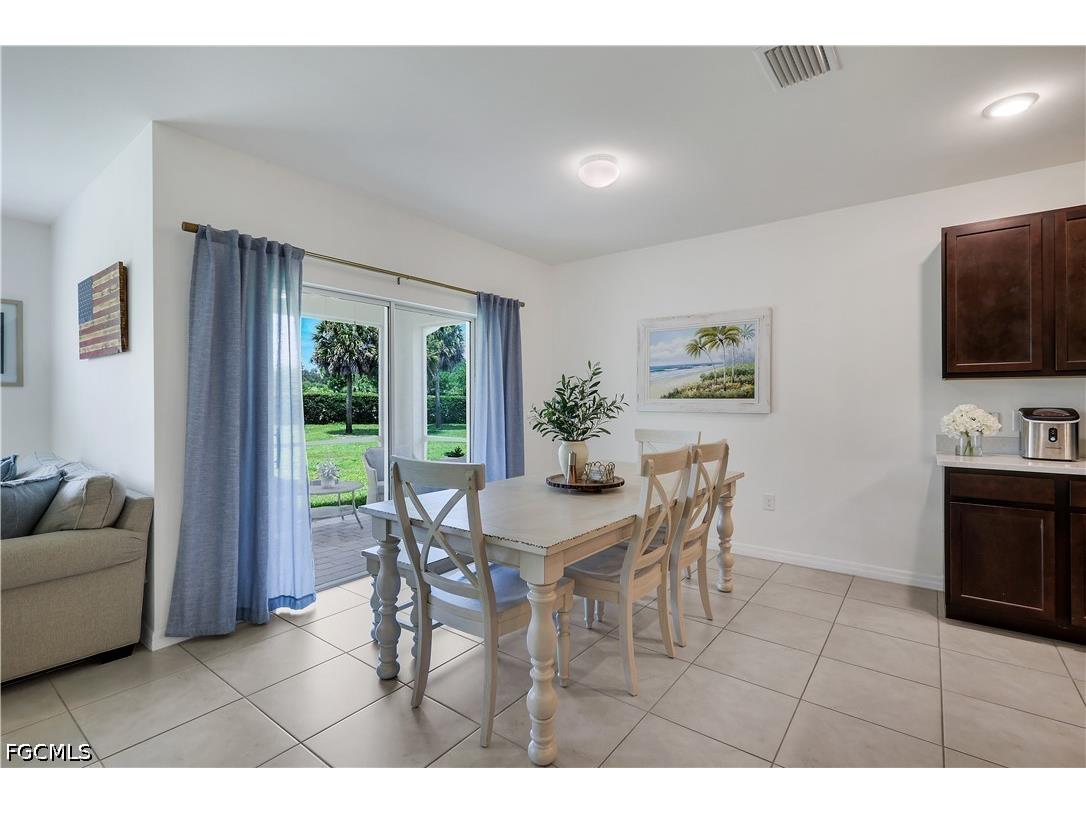 2816 Zaragoza Court Cape Coral FL 33909 2026026185 image11